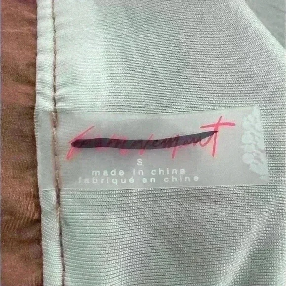 FREE PEOPLE MOVEMENT The Way Home High Rise Brushed Apricot Shorts Size S - Picture 7 of 11